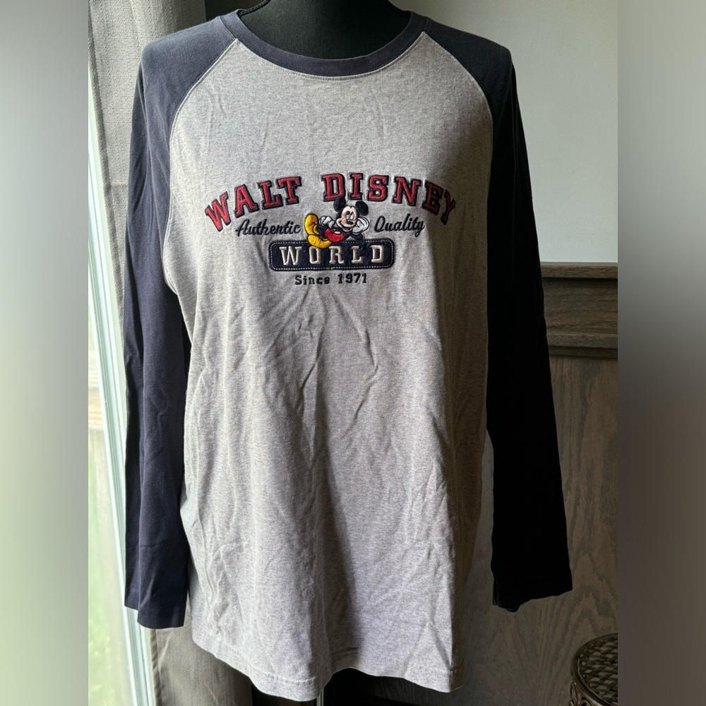 Walt Disney World Mickey Mouse shirt size Large - Picture 1 of 4